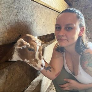 Meet your Posher, Emely